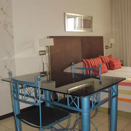 Apartamento En Cetro Real Condominium & Suites Rosario Exterior photo