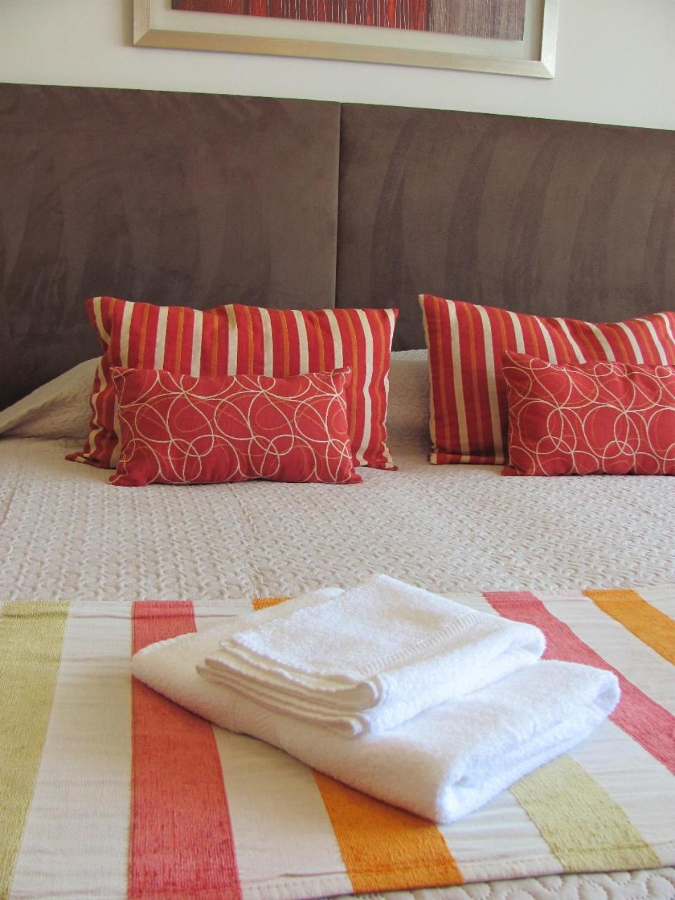 Apartment En Cetro Real & *